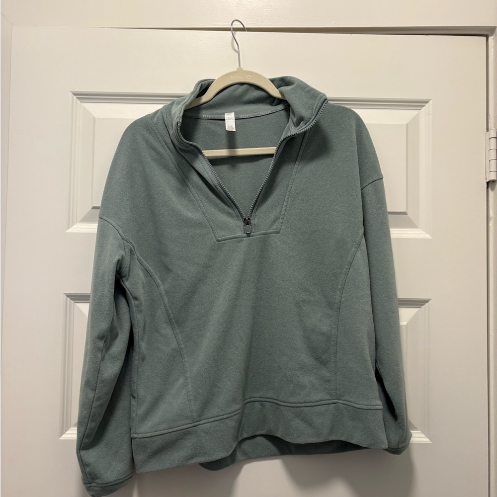 quarterzip sweatshirt